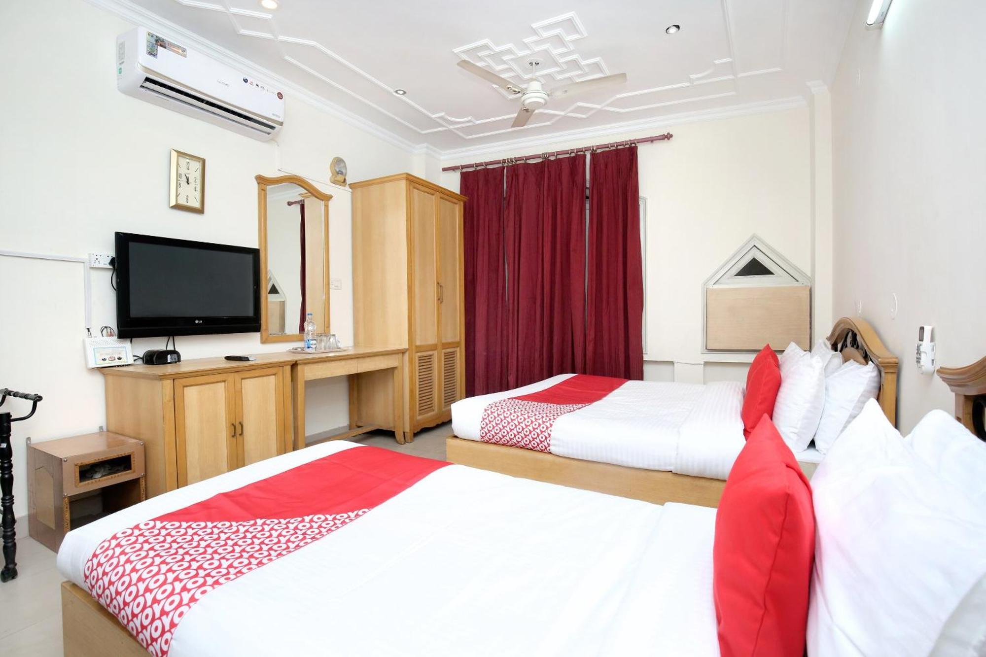 OYO 13877 Hotel Le Bon Ton Ludhiana Extérieur photo