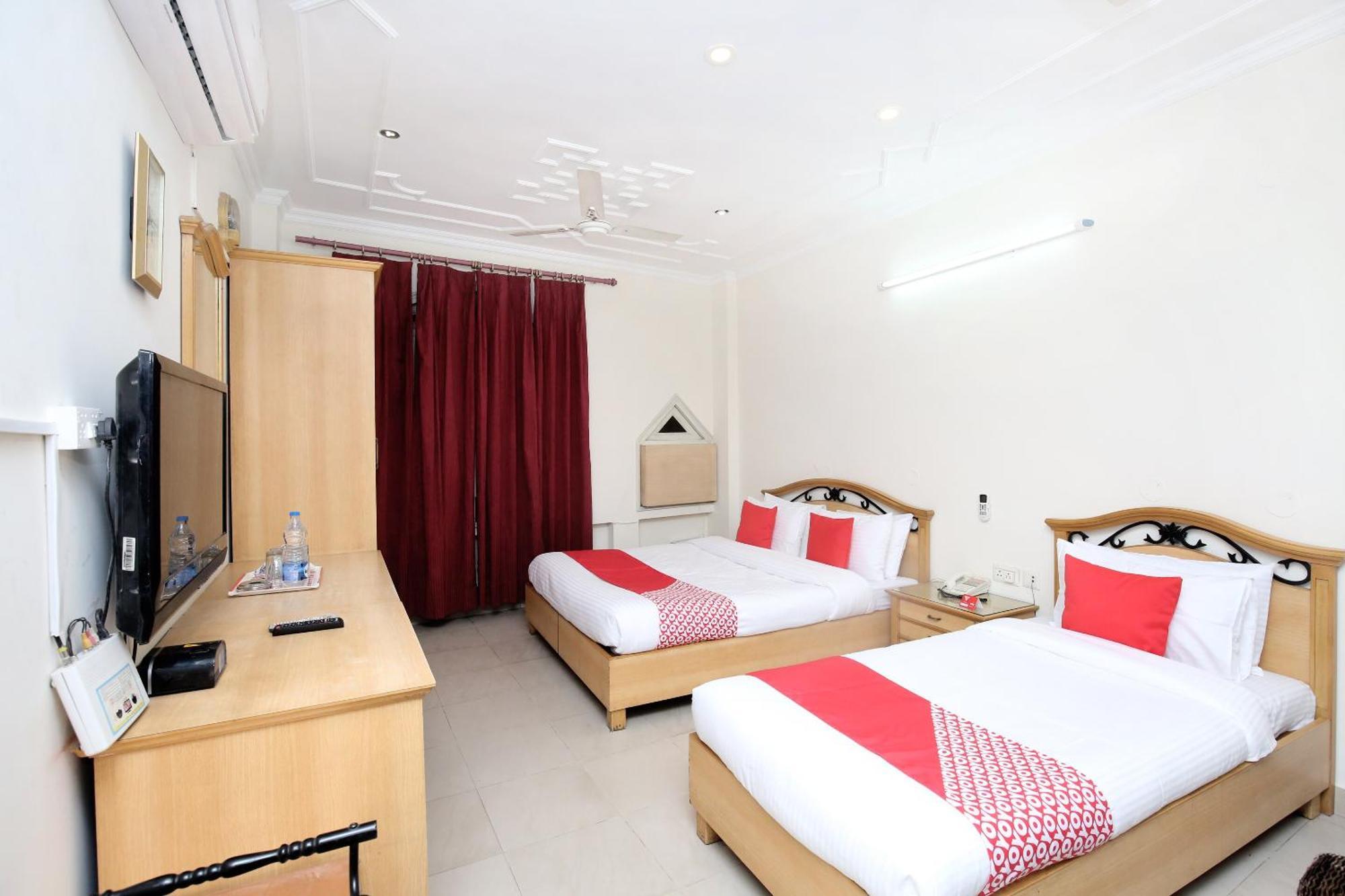OYO 13877 Hotel Le Bon Ton Ludhiana Extérieur photo